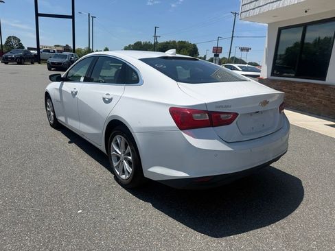 Used 2025 Chevrolet Malibu LT FWD image 6