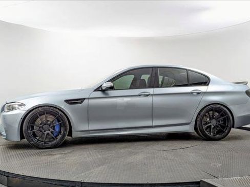 Used 2015 BMW M5 image 3