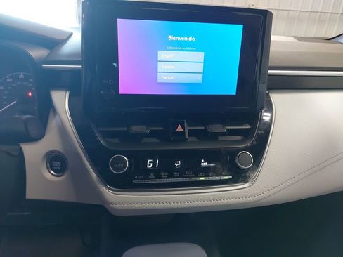 Used 2024 Toyota Corolla SE FWD image 19