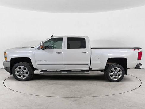 Used 2019 Chevrolet Silverado 2500 LTZ w/ Duramax Plus Package AWD/4WD image 2