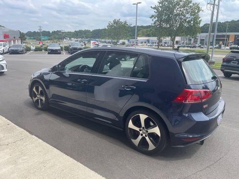 Used 2017 Volkswagen GTI Autobahn FWD image 11