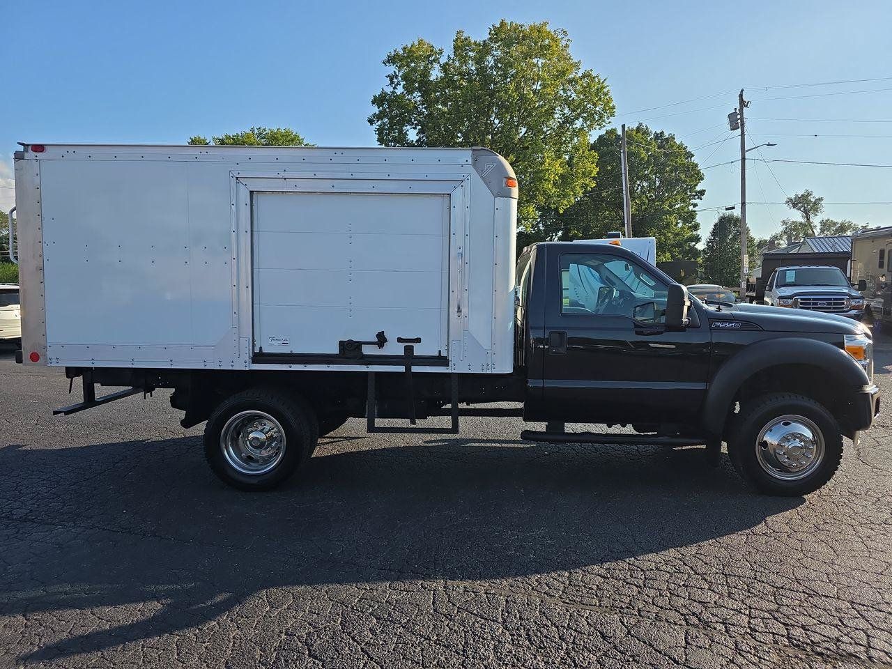 Used 2013 Ford F550 Luxury w/ Payload Upgrade Pkg RWD image 22