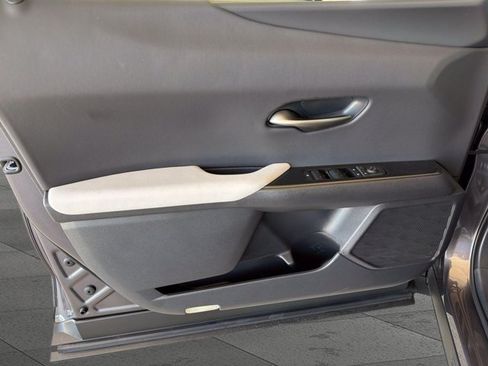Certified 2026 Lexus UX 300h AWD w/ Accessory Package (Z2) image 8