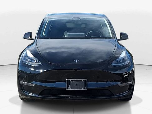 Used 2022 Tesla Model Y Performance image 11
