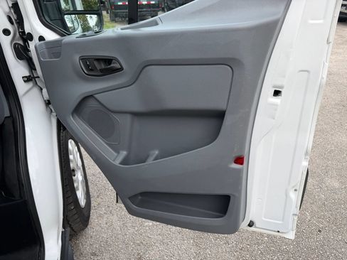 Used 2018 Ford Transit 350 XL RWD image 18