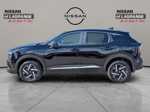 New 2026 Nissan Kicks SV image 6