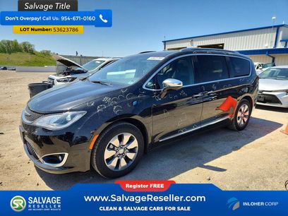 Used 2020 Chrysler Pacifica Limited