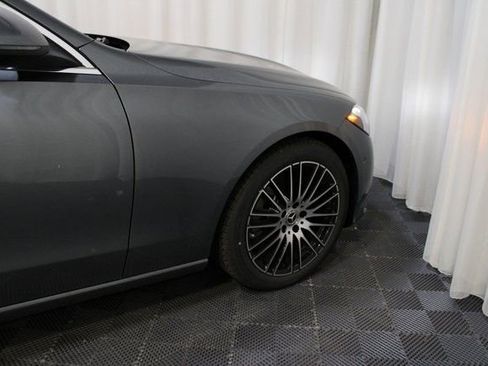 New 2025 Mercedes-Benz C 300 4MATIC Sedan image 10