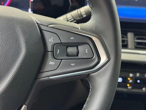 New 2026 Chevrolet Trax LT FWD image 33