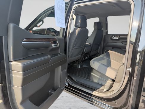 Used 2024 GMC Sierra 1500 SLE w/ Max Trailering Package AWD/4WD image 17