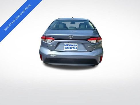 Used 2023 Toyota Corolla LE FWD image 4
