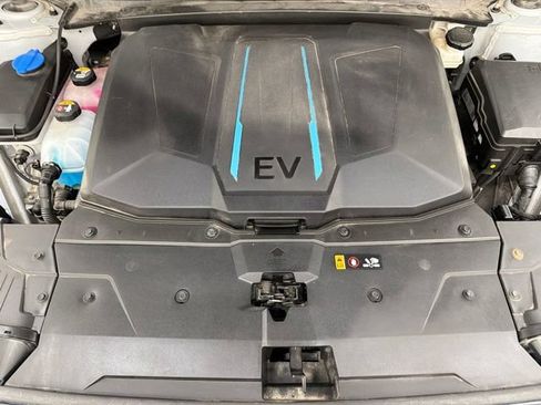Used 2024 Hyundai Ioniq 5 Limited AWD/4WD image 29