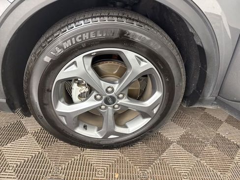 Used 2025 Ford Escape ST-Line image 34