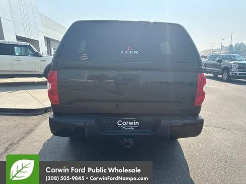 Used 2021 Toyota Tundra Limited w/ Limited Premium Package AWD/4WD image 9