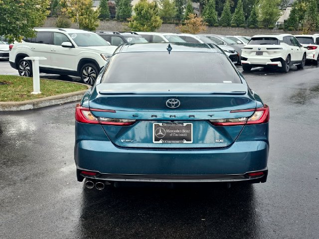 Used 2025 Toyota Camry SE FWD image 9