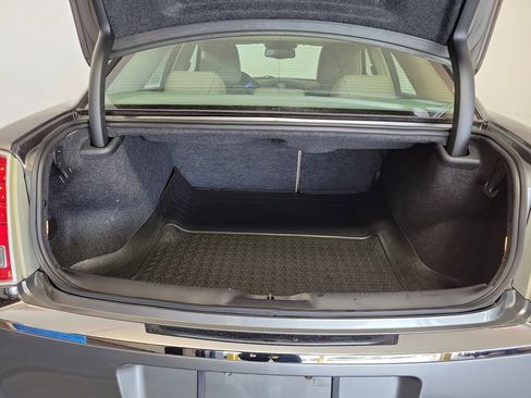 Used 2011 Chrysler 300 Limited RWD image 23