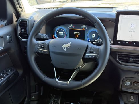 New 2025 Ford Bronco Sport Outer Banks AWD/4WD image 17
