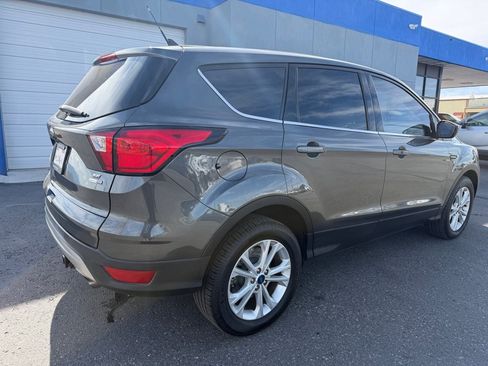 Used 2019 Ford Escape SE AWD/4WD image 4