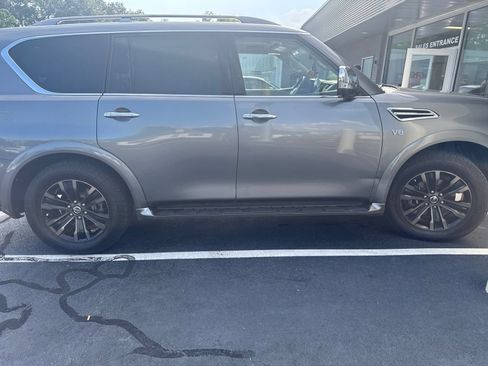 Used 2020 Nissan Armada Platinum w/ Captain's Chairs Package AWD/4WD image 4