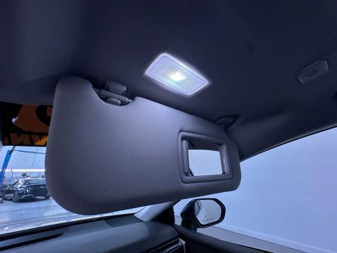 Used 2025 Toyota Camry XLE FWD image 33