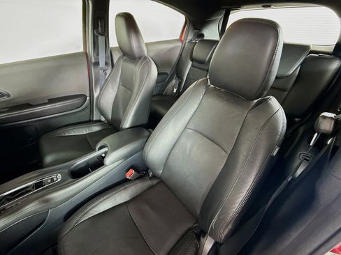 Used 2019 Honda HR-V Sport image 24