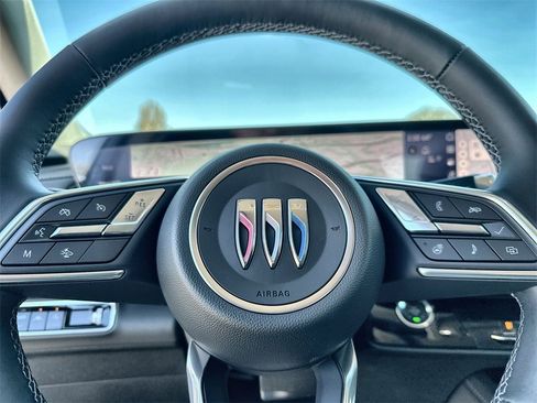 New 2026 Buick Envision Preferred image 33