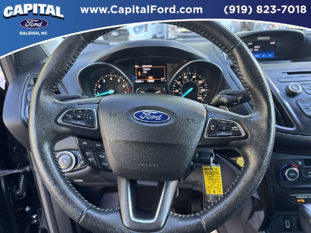 Used 2017 Ford Escape SE w/ SE Sport Appearance Package FWD image 24