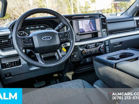 Used 2025 Ford F350 XLT image 27