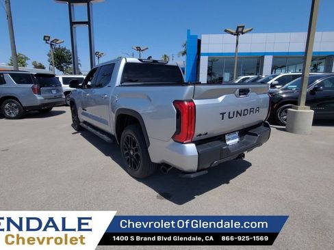 Used 2025 Toyota Tundra Limited AWD/4WD image 6