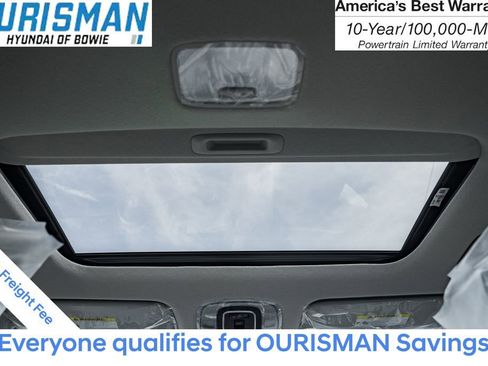 New 2025 Hyundai Elantra Limited image 23