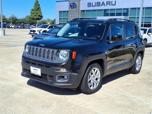 Used 2015 Jeep Renegade Latitude image 2