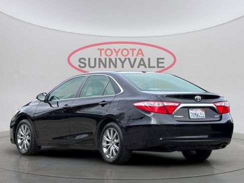 Used 2015 Toyota Camry XLE image 7