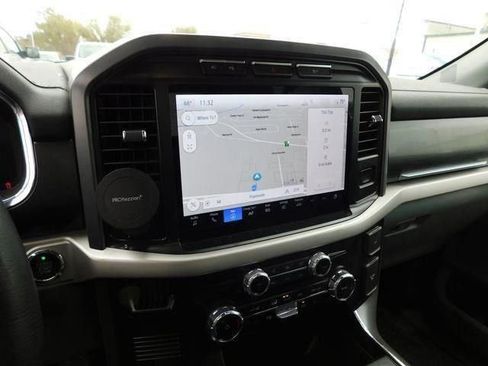 Used 2023 Ford F150 Lightning XLT image 38