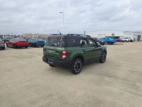 Used 2023 Ford Bronco Sport Outer Banks w/ Tech Package image 8