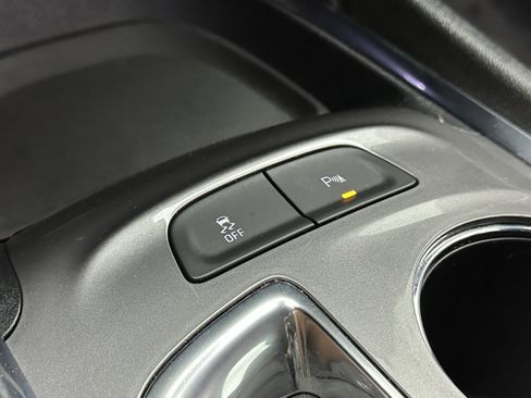 Used 2024 Chevrolet Malibu LT image 18