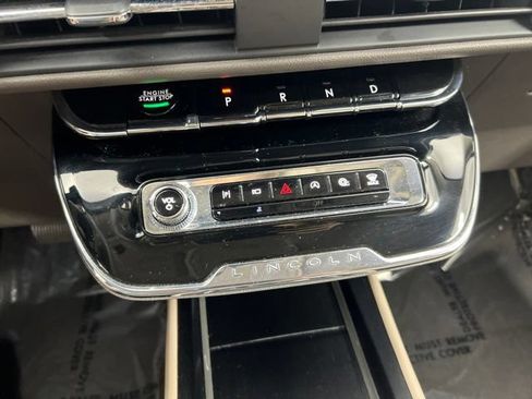 Used 2023 Lincoln Corsair AWD w/ Equipment Group 101A image 20