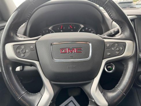 Used 2020 GMC Terrain SLE image 17