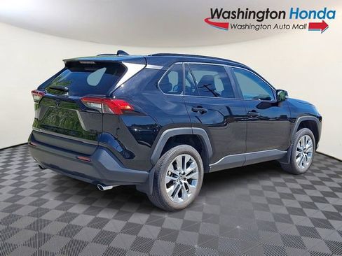 Used 2025 Toyota RAV4 XLE Premium AWD/4WD image 6