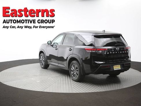 Used 2024 Nissan Pathfinder S AWD/4WD image 65