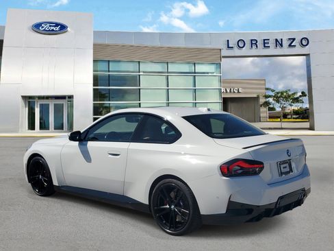 Used 2024 BMW 230i Coupe w/ Premium Package RWD image 5
