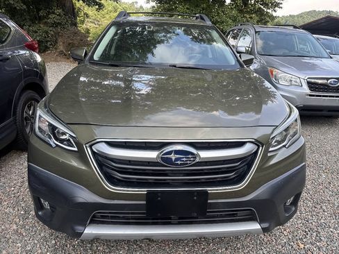 Used 2020 Subaru Outback Limited w/ Popular Package #2 AWD/4WD image 2
