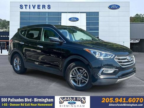 Used 2017 Hyundai Santa Fe Sport FWD image 1