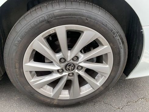 Used 2024 Toyota Camry LE AWD/4WD image 19