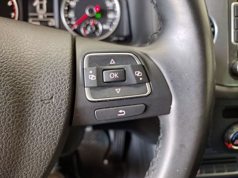 Used 2014 Volkswagen Tiguan SE AWD/4WD image 23