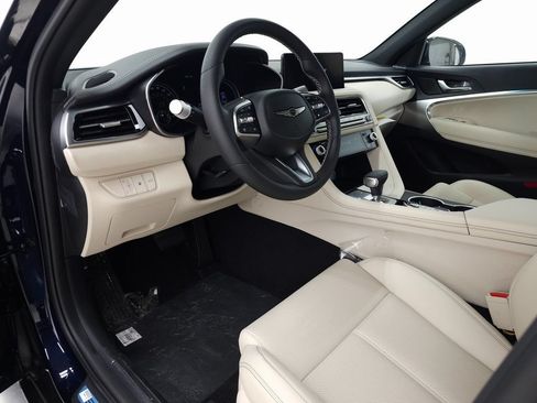 Used 2026 Genesis G70 2.5T AWD/4WD image 11
