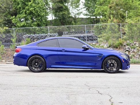 Used 2020 BMW M4 Coupe w/ Competition Package RWD image 9