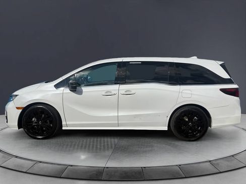 Used 2025 Honda Odyssey Sport-L image 2