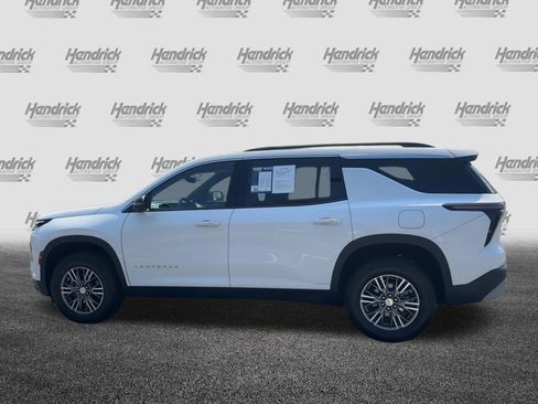 Used 2024 Chevrolet Traverse LT w/ LPO, Floor Liner Package FWD image 6