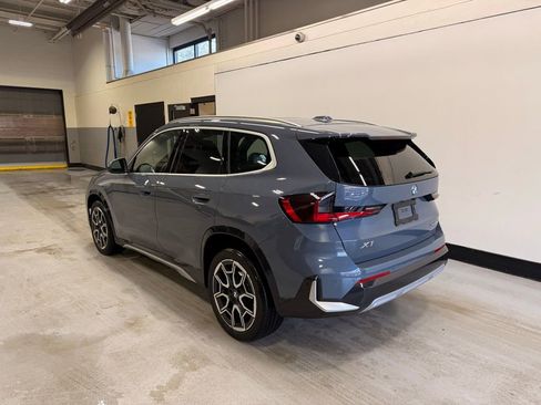 Used 2025 BMW X1 xDrive28i image 3