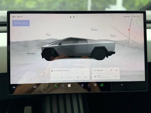 Used 2024 Tesla Cybertruck Cyberbeast AWD/4WD image 31